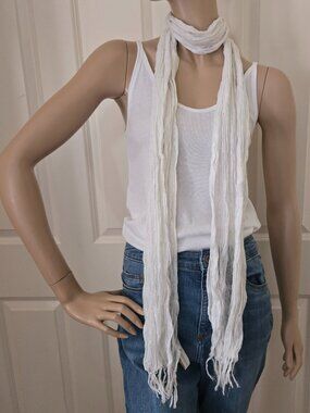 Collection Eighteen Fringe Scarf White Gold Silver